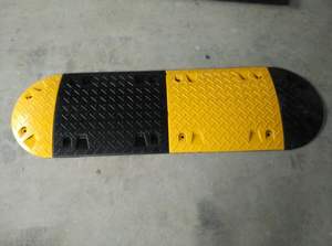 Flexi-Grip 500x420x50mm 5,5kg Pente de ralentissement en caoutchouc antidérapant de taille moyenne pour pentes et espaces partagés - Product Image 5