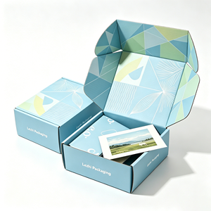 Boîtes d'expédition et d'emballage de luxe en carton ondulé pour sous-vêtements, t-shirts et vêtements, avec logo personnalisé - Product Image 5