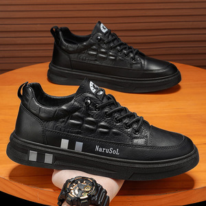 Nuevos Zapatos Planos de Piel con Textura de Cocodrilo Estilo Coreano para Hombre, Zapatillas Casuales Blancas Versátiles para Estudiantes, Uso Diario - Product Image 4