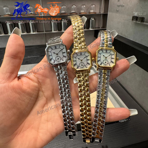 Reloj de Pulsera de Acero Inoxidable de Lujo para Mujer, Caja Cuadrada con Esfera de Índices Romanos, Movimiento de Cuarzo, Estilo Clásico y Elegante - Product Image 4