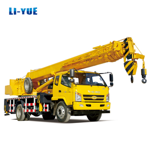 Nouvelle conception <span class=keywords><strong>Grue</strong></span> télescopique 10 tonnes sur camion <span class=keywords><strong>Grue</strong></span> mobile avec moteur et composants principaux de l'engrenage du vérin hydraulique Liyuan - Product Image 1