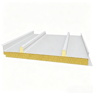 Fabricant de panneaux sandwich en acier coloré durables, isolants thermiquement et ignifuges pour murs et toitures de bâtiments - Product Image 3