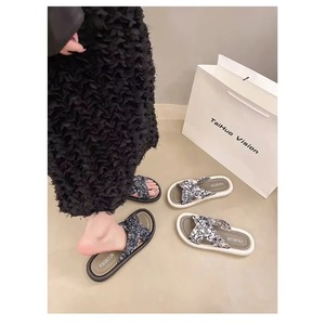 Nuevas Pantuflas de Verano para Mujer, con Suela Gruesa y Cómodas, para la Playa, Viajes y Vacaciones - Product Image 5