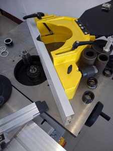 Machine à polir et à rainurer le bois avec table coulissante, moteur 2 kW pour le fraisage et le rabotage des surfaces - Product Image 5