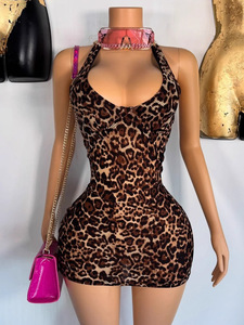 Nouvelle robe sexy à imprimé léopard, dos nu, sans manches, col halter - Robe courte tendance pour femmes - Product Image 4