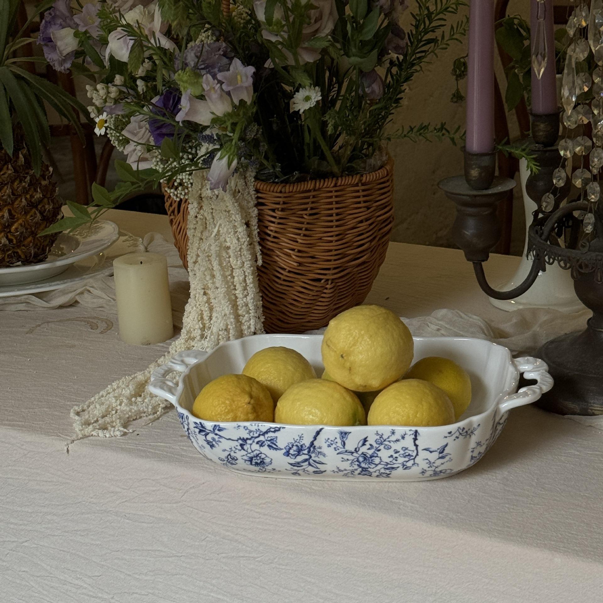 Blue and white porcelain baking tray