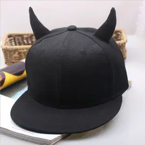 S1466 热卖中性黑色可调魔鬼角棒球 snapback 嘻哈帽帽子出售