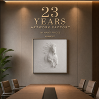Sculpture en relief 3D de cheval au galop en vue frontale, faite à la main, art mural pour salle de réunion de direction d'hôtel, personnalisable OEM