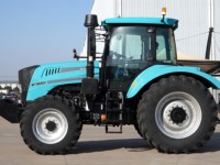 Tracteur agricole KAT 180 CV 4x4 KR1804EX à bas prix, direction hydraulique, avec pièces de rechange en stock