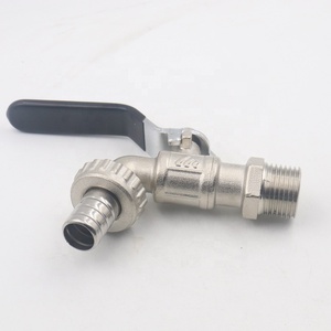 가벼운 모델 니켈 도금 황동 호스 Bibcock 탭 밝은 <span class=keywords><strong>bibcocks</strong></span> 제품 카테고리 - Product Image 4