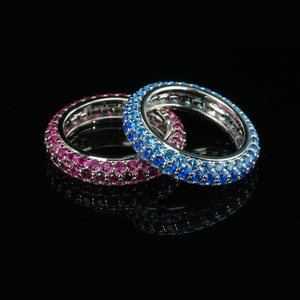 Anillo Clásico Goldleaf de Plata 925 con 3 Hileras de Moissanita, Anillos de Boda con Diamantes de Moissanita Redondos Rojos y Azules, Chapado en Rodio - Product Image 4