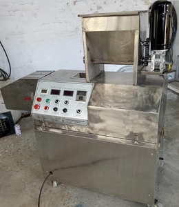 เครื่องทำขนมพองราคาดี เครื่องอัดรีดข้าวโพด เครื่องทำขนมข้าวพองขนาดเล็ก - Product Image 2