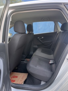 <span class=keywords><strong>Volkswagen</strong></span> <span class=keywords><strong>Polo</strong></span> Turbo berline à essence avec transmission manuelle sièges en tissu d'occasion les plus vendus - Product Image 5