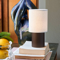 Lampe de table moderne portable avec abat-jour en tissu pour café, bar, hôtel, restaurant, décoration de chevet, lampe de table LED rechargeable sans fil
