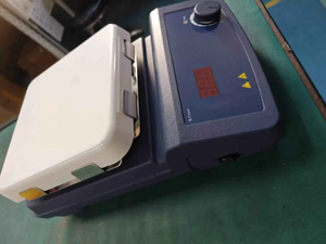 Notre agitateur magnétique multifonction est conçu pour faciliter les découvertes scientifiques révolutionnaires - Product Image 2