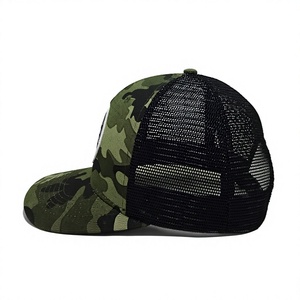 Casquette Trucker 6 Panneaux Structurée en Maille Camouflage avec Patch Tissé Personnalisé, Style Vintage Classique d'Extérieur pour Adultes, Fabriquée au Vietnam - Product Image 3