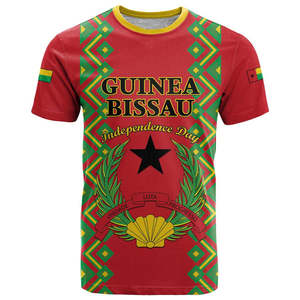 T-shirt Uomo Personalizzata 2026 Hot Sale Guinea-Bissau con Design Geometrico Tribale Giallo e Giornata dell'Indipendenza - Product Image 4