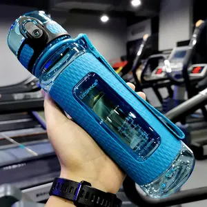 زجاجة مياه بلاستيكية من تريتان خالية من BPA 17 أونصة مزودة بغطاء علوي قلاب ومضادة للتسرب مباشرة بفائدة التخييم الرياضي بسعة 500 مل