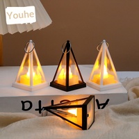 Lanterne triangulaire en plastique pour Halloween, Noël, la Saint-Valentin, petite veilleuse LED, bougie électronique artisanale