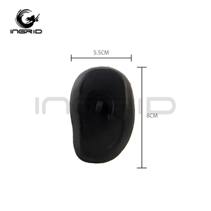 Protector de Orejas de Silicona Negra de Alta Calidad Ingrid Salon, Antideslizante, para Teñir el Cabello y Alisarlo, Herramienta Profesional Portátil para Salón - Product Image 3