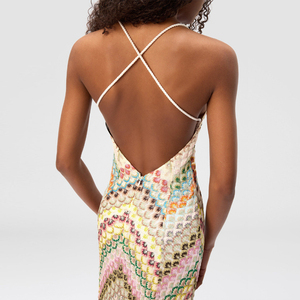 Vestido maxi de punto de ganchillo bordado con estampado de colores - Product Image 5