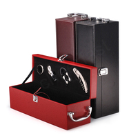 Boîte cadeau de voyage en similicuir PU rouge avec poignée supérieure, pour une bouteille de vin et 4 accessoires, emballage cadeau pour une bouteille de vin