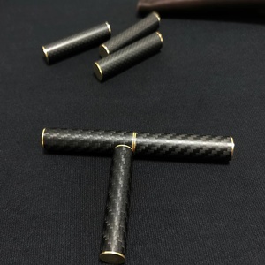 Spinner Magnético EDC de Metal y Fibra de Carbono, Herramienta Antiestrés para Adultos, Barra Giratoria de Tres Secciones, Regalo Creativo - Product Image 5