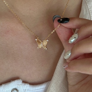 Collier pendentif papillon en argent sterling 925 de haute qualité Dylam, design de niche, luxe léger, chaîne croisée, nouveauté - Product Image 3