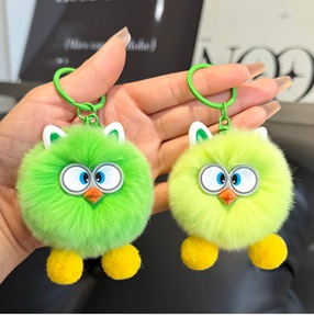 Porte-clés mignon de dessin animé, adorable porte-clés en peluche légère, pendentif en plastique pour sac à dos, clés de voiture de couple, cadeaux à suspendre - Product Image 2