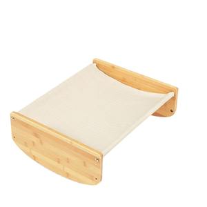 Lit pour chat en bois, surélevé, rectangulaire, couleur bois naturel, lavable à la main, avec dessus en tissu doux - Product Image 1