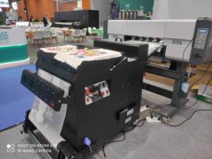 <span class=keywords><strong>Imprimante</strong></span> jet d'encre DTF Benlun double XP600/I1600 1440 DPI 60 cm pour Flex/Textile/T-shirt, étiquettes sans bordure, automatique, <span class=keywords><strong>multifonction</strong></span>, Wi-Fi, USB - Product Image 3