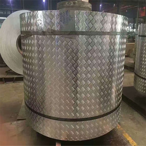 Bobina de Aluminio Antideslizante con Patrón de 5 Barras 3003 H14 de 1000 mm de Ancho para Plataforma Industrial - Product Image 1
