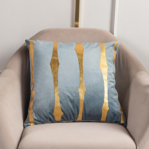 Housse de <span class=keywords><strong>coussin</strong></span> ChamXue, taies d'oreiller, housse de <span class=keywords><strong>coussin</strong></span> rectangulaire en peluche de luxe, rayures imprimées dorées pour salon, chambre à coucher, canapé, voiture - Product Image 5