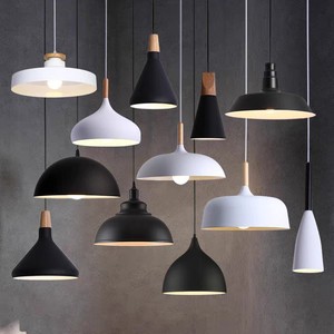 โคมไฟห้อยเพดานสไตล์เรโทร โครงเหล็ก สีดำขาว ไฟ LED เหมาะสำหรับร้านอาหาร บาร์ คาเฟ่ - Product Image 1