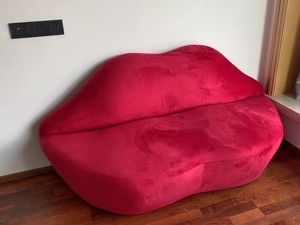 Ghế sofa hình môi, ghế sofa nhỏ cho phòng ngủ, căn hộ, ghế sofa nhung đỏ thời trang, thoải mái, thiết kế sáng tạo, giá bán buôn - Product Image 2