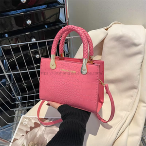 Sac carré tendance pour femme, style rétro coréen, sac à main décontracté avec bandoulière simple en polyester - Product Image 1