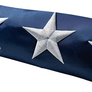 ธงชาติอเมริกัน ขนาด 3x5 ฟุต สำหรับใช้งานกลางแจ้ง ทนทานต่อแรงลมสูง ผลิตจากโพลีเอสเตอร์ ปักดาว ลายเส้นเย็บอย่างดี ห่วงทองเหลือง แข็งแรงทนทาน - Product Image 1