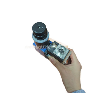 วาล์วปรับสัดส่วน Rexroth รุ่น 3DREPE6C-2X/25EG24N9K31/A1M แบบ 4 ทาง กลับทิศทางได้ ใช้กับน้ำมันไฮดรอลิก แรงดัน 315 บาร์ อัตราการไหล 250 ลิตร/นาที - Product Image 4