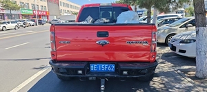 Pick-up d'<span class=keywords><strong>occasion</strong></span>, moteur à essence, boîte de vitesses manuelle, transmission intégrale avant, pneus tout-terrain, pick-up - Product Image 5