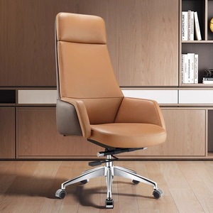Moderna Sedia da Ufficio Direzionale in Pelle con Schienale Alto, Design Ergonomico e Girevole per Soggiorno e Ufficio - Product Image 1