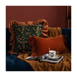 Queeneo bantal sofa Ruffle Pastoral Amerika panas penutup bantal bunga Retro untuk jendela Teluk bantal pedesaan dapat dilepas dicuci