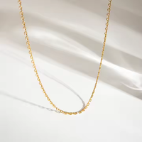Vente en gros Collier chaîne à maillons câble en acier inoxydable 316 délicat Chaîne de collier câble 1.5mm avec fermoir mousqueton