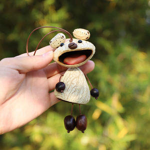 Uionen Pendentif Ours à Grande Bouche en Coquillage Naturel Fait Main, Accessoire Créatif et Mignon pour Sac, Carillon Éolien Thérapeutique, Cadeau - Product Image 3