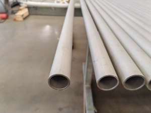 Tubo de Acero Inoxidable Sin Costura de Alta Calidad ASME SA213 TP316L, 30 mm de Diámetro Exterior, 2 mm de Espesor de Pared, 3020 mm de Longitud, para la Industria Química y Farmacéutica - Product Image 6