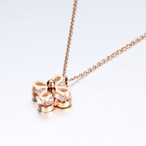 Collar con Colgante de Trébol de Cuatro Hojas en Oro Rosa, Cristal de 15 mm, Amuleto de Flor, Joyería de Moda para Uso Diario - Product Image 3