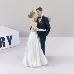 Juguetes para parejas de boda, venta al por mayor, herramientas de decoración de pasteles de boda, accesorio de resina, juego de muñecas para parejas, decoración de pasteles - Product Image 3