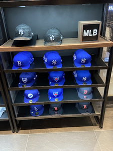 Exhibidores de Gorras de Béisbol Personalizados para Tiendas Minoristas, Modelo Mingtang Hat - Product Image 6