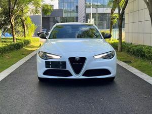 <span class=keywords><strong>Alfa</strong></span> <span class=keywords><strong>Romeo</strong></span> Giulia 2.0T 200CV del 2017 Usata, Guida a Sinistra, Euro VI, Importazione Italia, Automatica, 5 Posti, Berlina Premium, Auto a Benzina Usata - Product Image 3