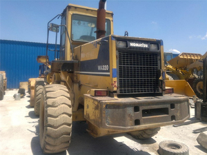 รถตักหน้า Komatsu WA320 มือสอง (รุ่น WA320-3/5/WA600) เครื่องยนต์ CAT ปั๊มไฮดรอลิก เกียร์บ็อกซ์ 15 ตัน 92 กิโลวัตต์ ปี 2020 ผ่านการทดสอบและตรวจสอบแล้ว - Product Image 3