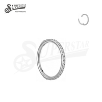 SUPERSTAR Anneau de piercing articulé en titane ASTM F136 avec facettes latérales et zircone cubique pavée pour septum, daith, nez, oreille et corps
